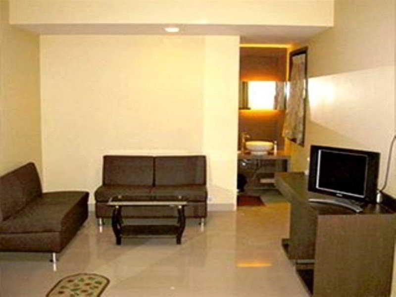 Pooja Heritage Navi Mumbai Buitenkant foto