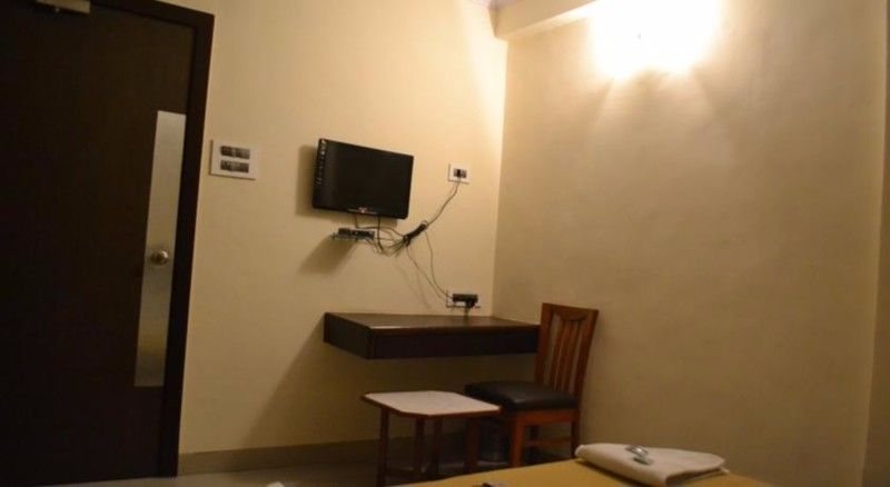 Pooja Heritage Navi Mumbai Buitenkant foto
